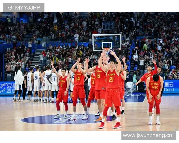 转播画面给出赛事信息，为篮网主场中国春节主题的比赛预热